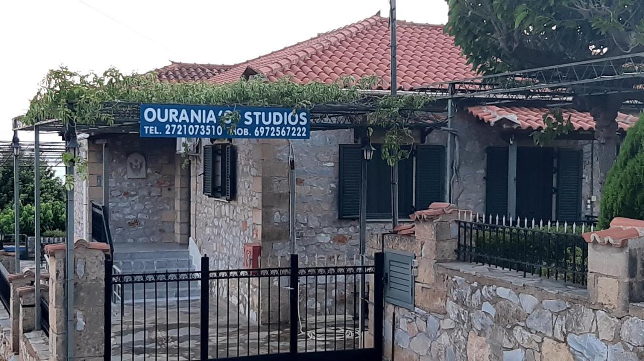 Ouranias Studios Kardamýli Eksteriør bilde